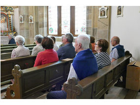 Feier des Mährisch-Neustädter Wachsstockfestes an der Weingartenkapelle (Foto: Karl-Franz Thiede)